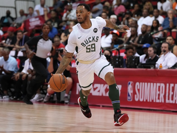 媒體人：前NBA鋒線(xiàn)球員雷瓊-塔克接近加盟CBA球隊