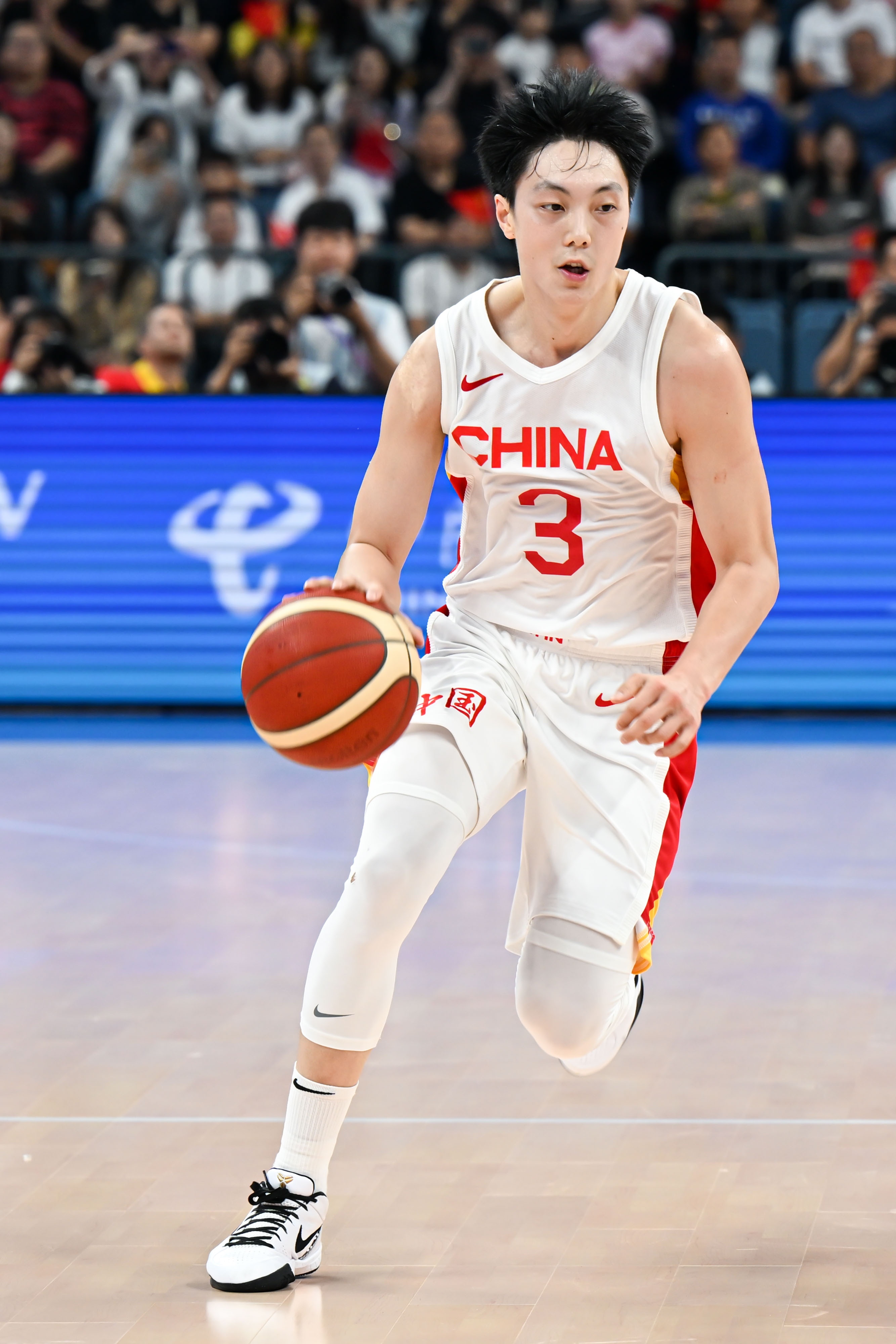 手感冰涼！胡明軒8中1&三分4中0拿到6分3板1助3斷