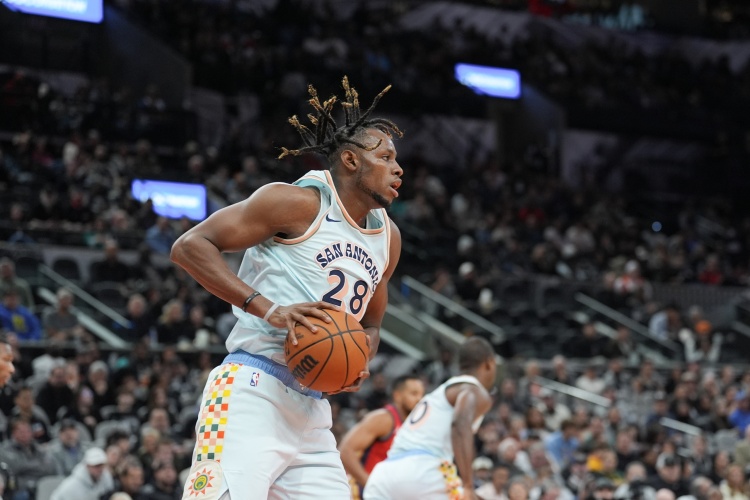 經(jīng)紀人：貝西與貝爾格萊德游擊談判 其他歐洲俱樂(lè )部也對他感興趣