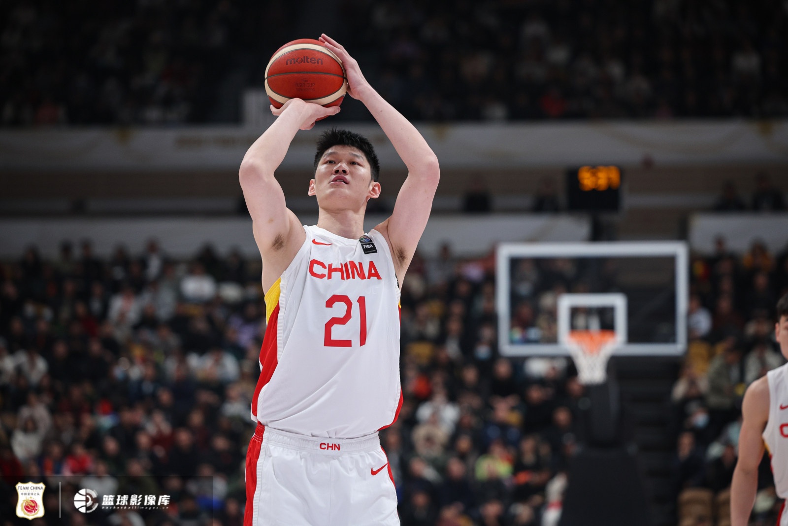 中國男籃VS波黑首發(fā)：胡金秋、朱俊龍、趙嘉義、程帥澎、胡明軒