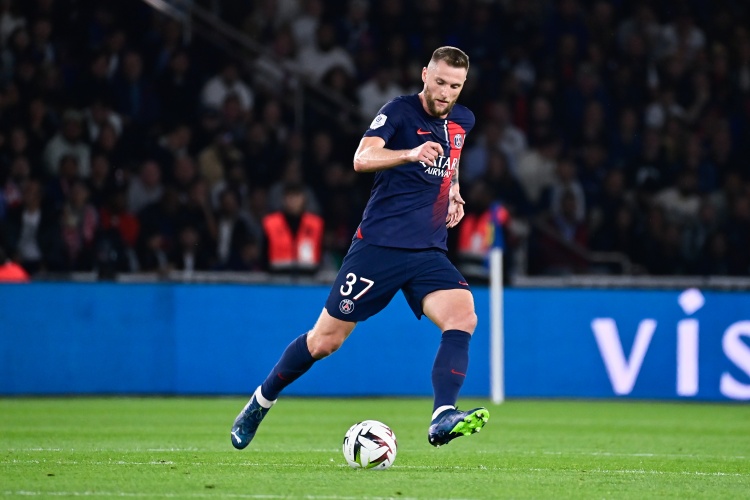 記者：費內巴切低于1000萬(wàn)歐敲定什克里尼亞爾，將簽約4年