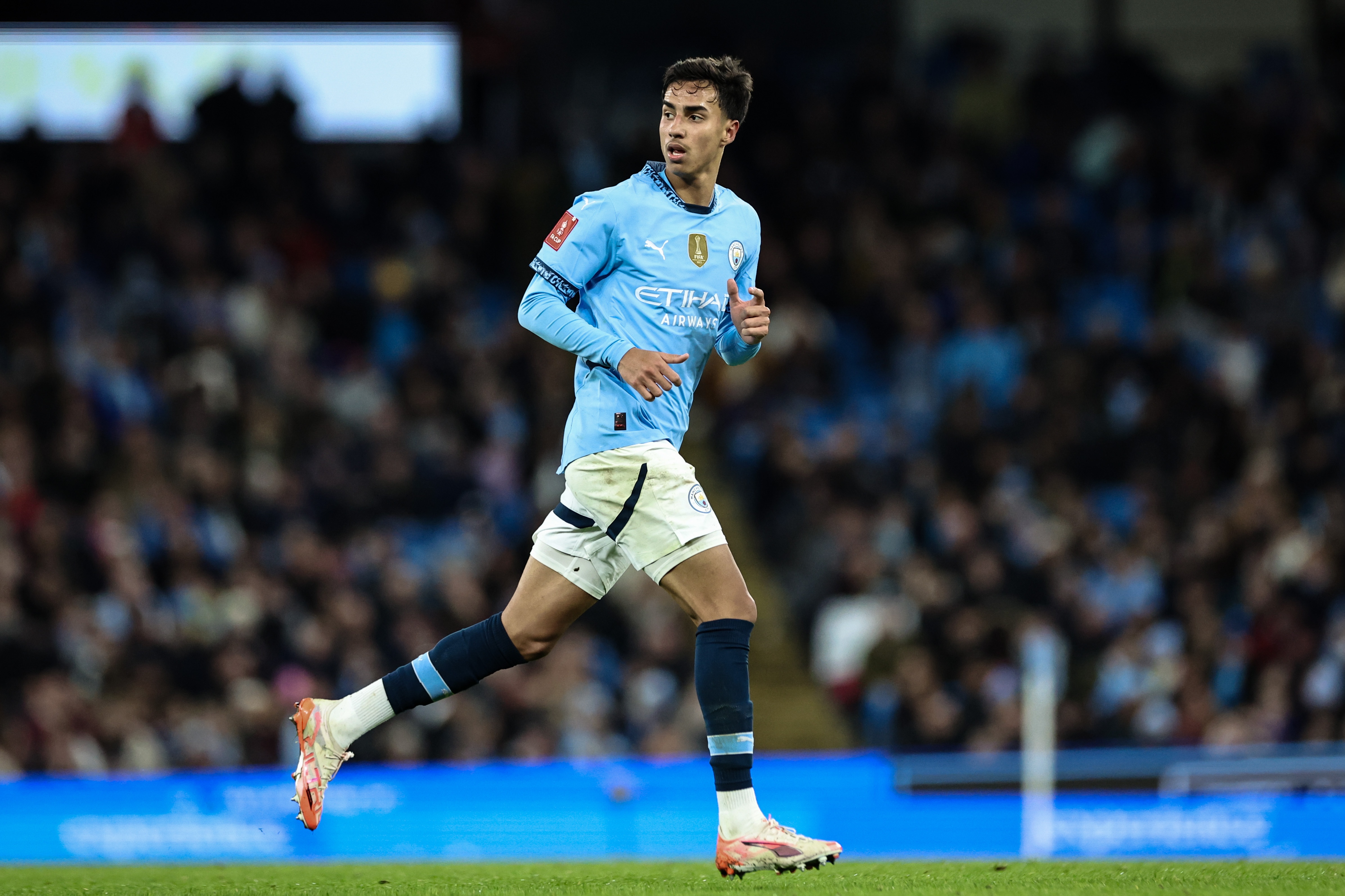 想踢世界杯！記者：雷斯為進(jìn)巴西隊而申請外租，藥廠(chǎng)波爾圖有意