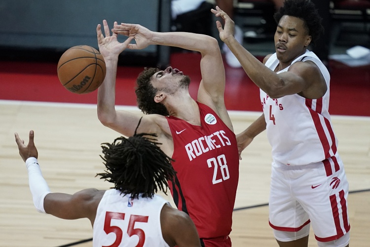 申京：在土耳其打球輸了就像有人死了一樣 剛進(jìn)NBA時(shí)很難適應