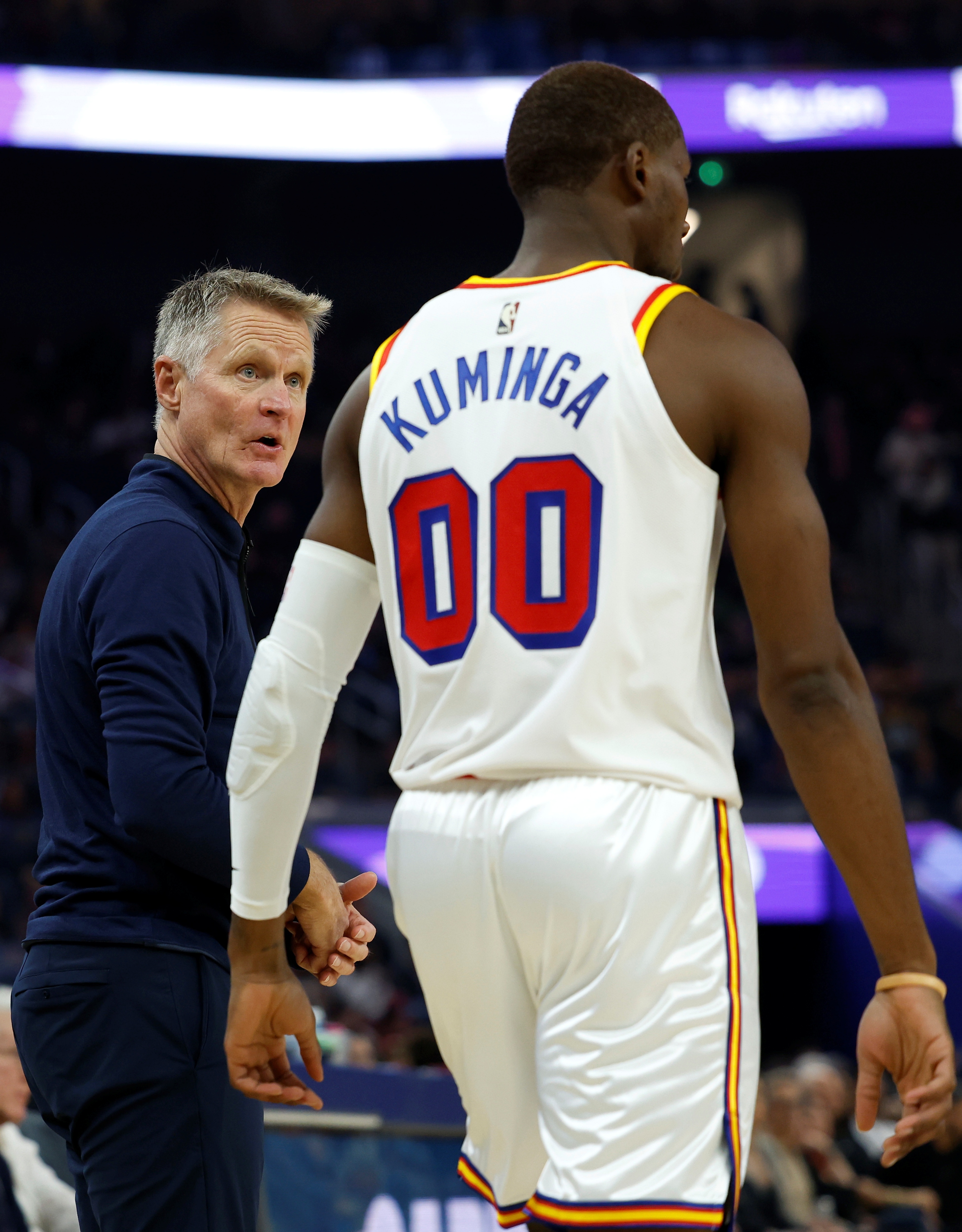 薪資專(zhuān)家曬30隊空余名額：勇士刺眼 火箭剩1空位 湖人1空位+1雙向