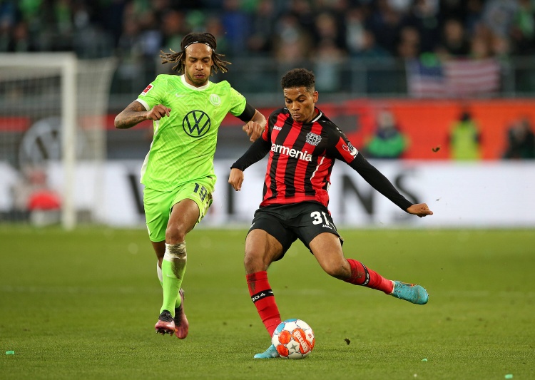 隊報：馬賽有意勒沃庫森邊鋒阿明-阿德利，球員愿意嘗試新挑戰