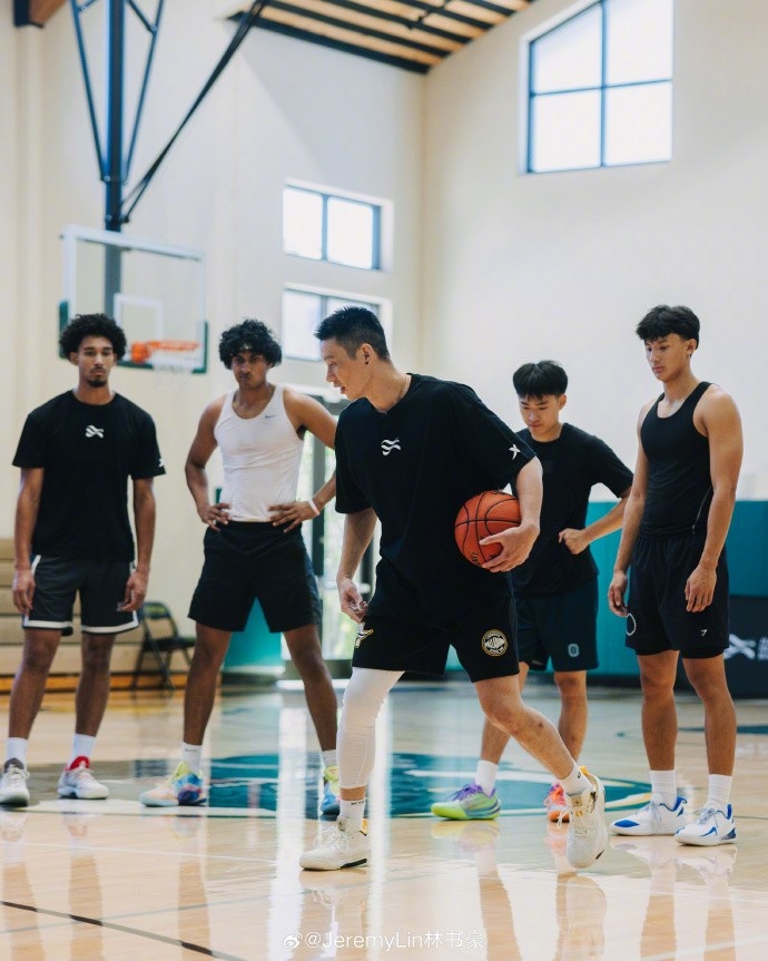 林書(shū)豪：舉辦訓練營(yíng)為分享我的經(jīng)驗 亞洲籃球文化&教球進(jìn)步空間大