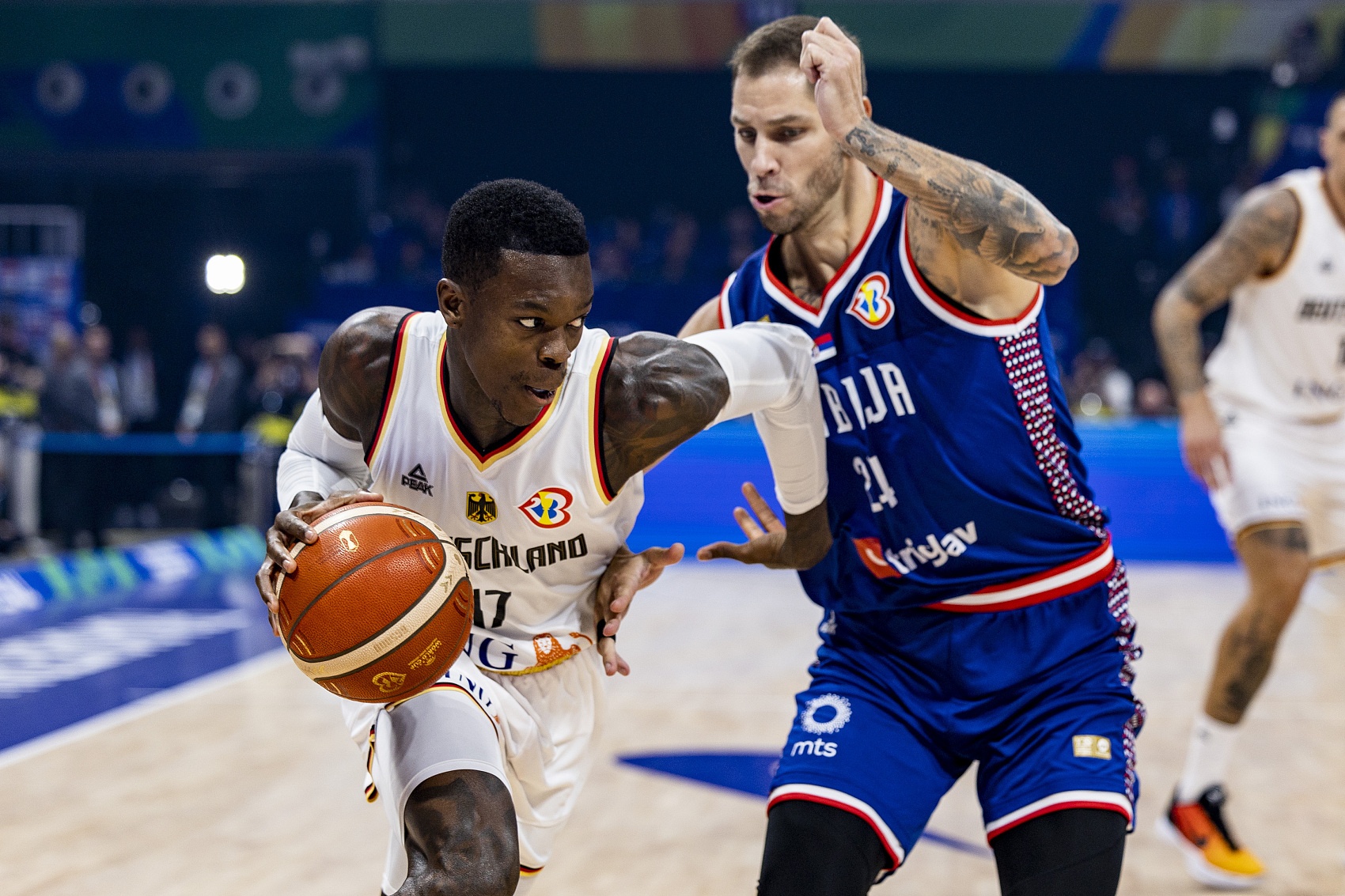 記者：施羅德&泰斯缺席與斯洛文尼亞熱身賽 小瓦格納&東契奇出戰