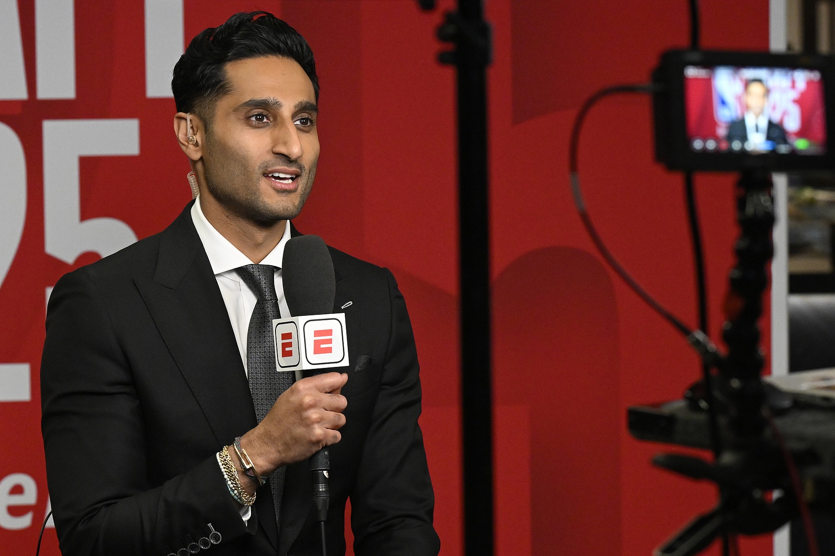 Shams：爆料077交易當晚我只睡了30分鐘 很擔心推文中有錯字