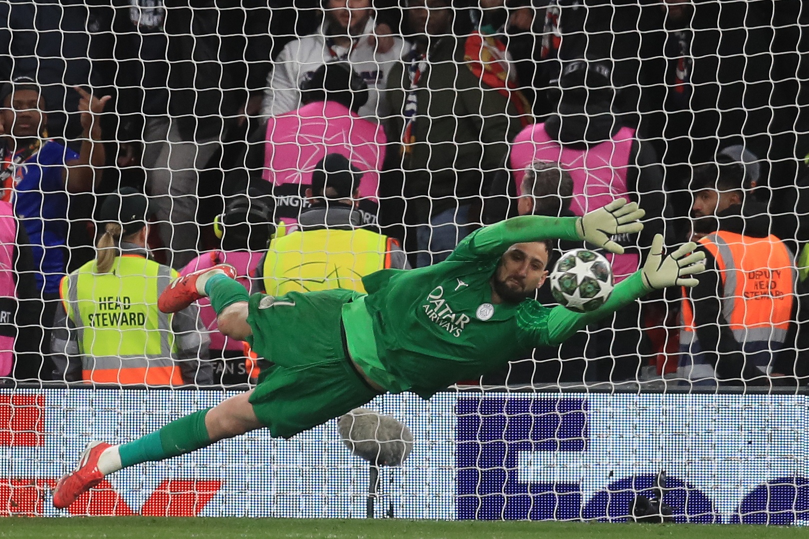 記者：多納魯馬是曼城引援候選，球隊已向巴黎詢(xún)問(wèn)轉會(huì )條件