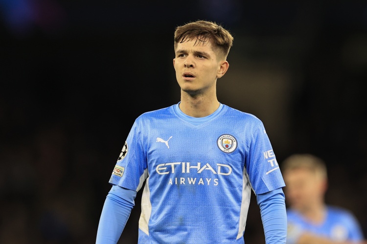 記者：森林與曼城就麥卡蒂轉會(huì )達成協(xié)議，球員也同意了個(gè)人條款