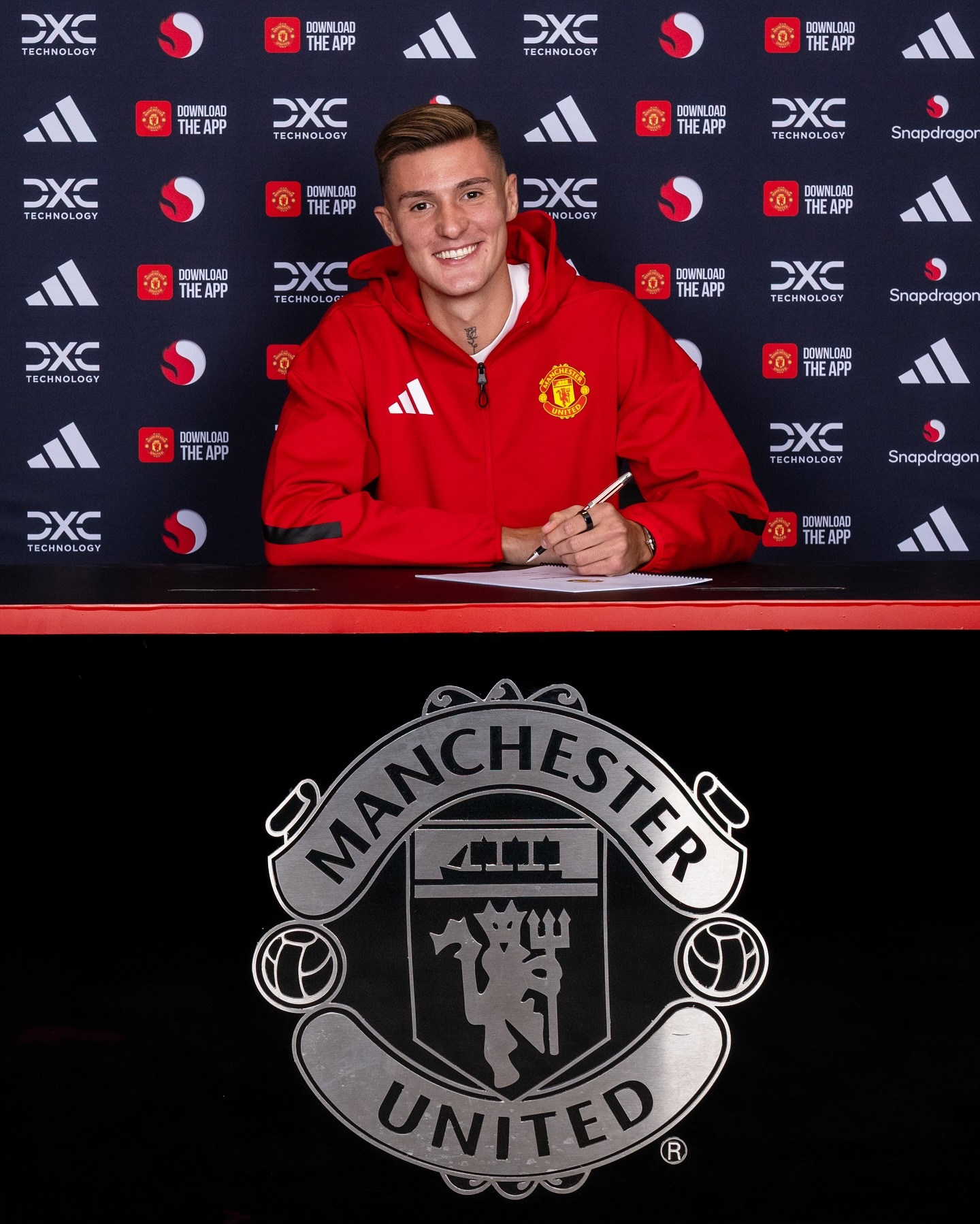 內維爾：曼聯(lián)三叉戟本賽季能進(jìn)35球就不錯了 約克雷斯機會(huì )會(huì )更多