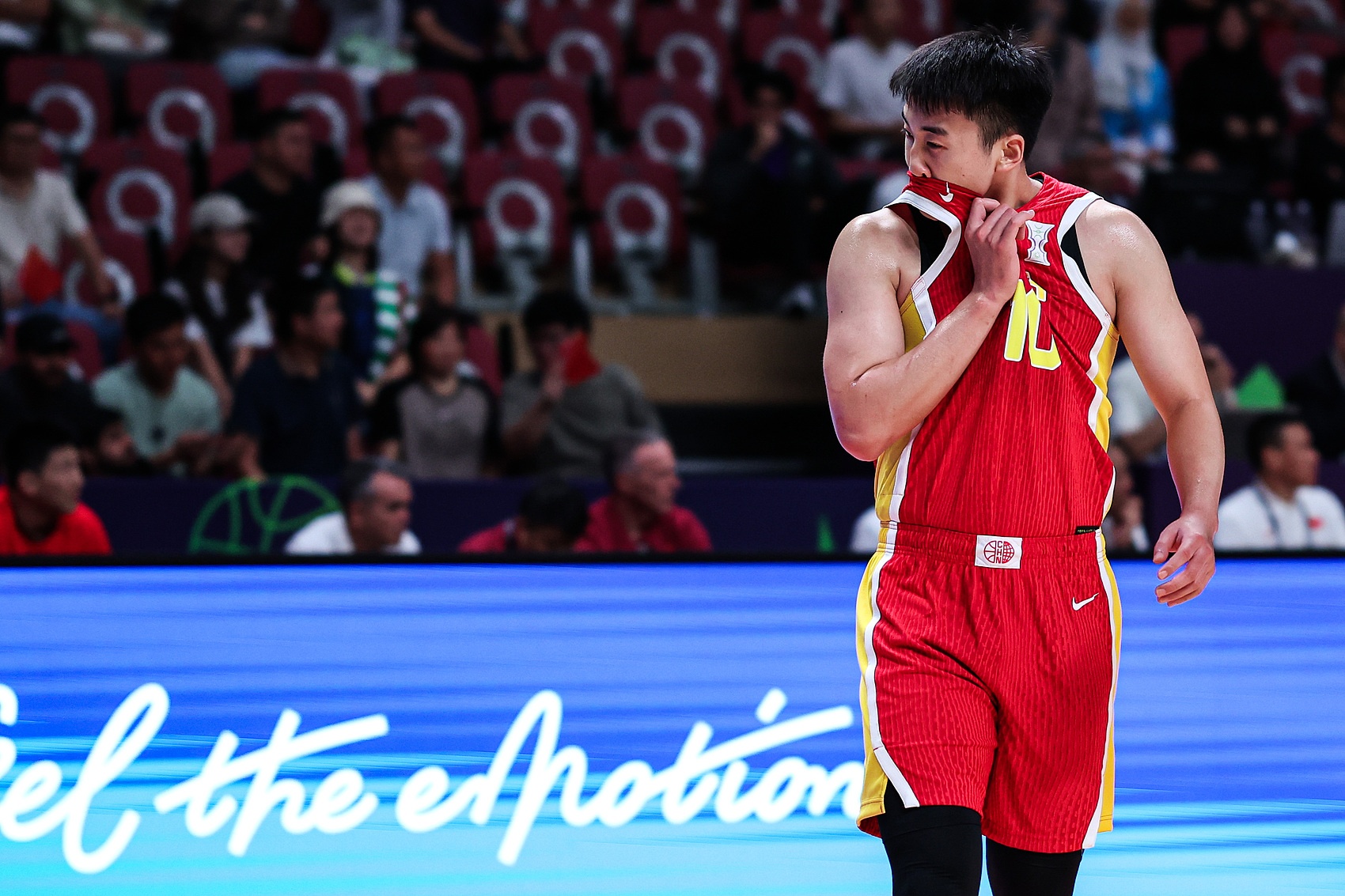 媒體人：挺進(jìn)四強打臉“唱衰者” 這劑強心劑讓中國籃球看到曙光