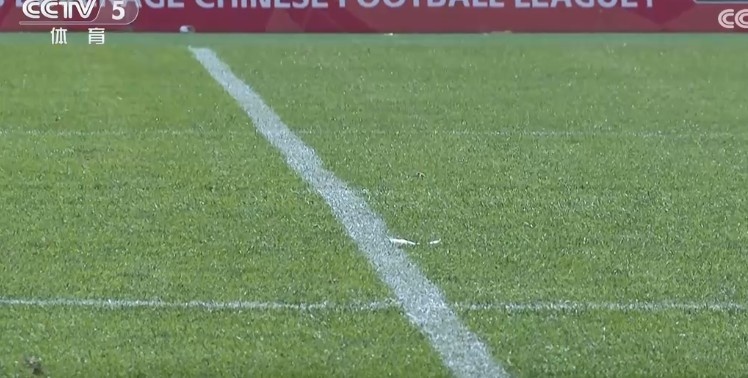 鐵西體育場(chǎng)草坪采用地熱系統，李金羽：三個(gè)月改造好，我都不敢想