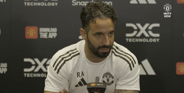 阿莫林：本賽季目標重返歐冠 或許芒特可以踢后腰