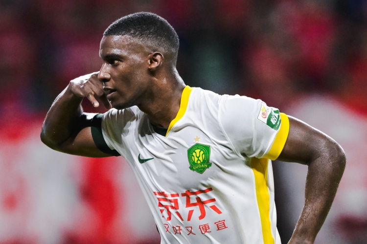 記者：國安沒(méi)這個(gè)實(shí)力三線(xiàn)齊發(fā)，聯(lián)賽、足協(xié)杯、亞冠二要做好取舍