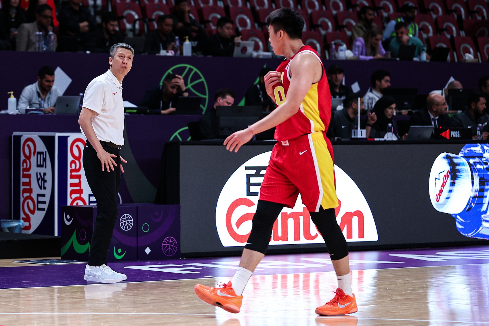 馬?。和蹩〗茏屛覀兛吹街袊@球的希望 望更多孩子盡早走出國門(mén)