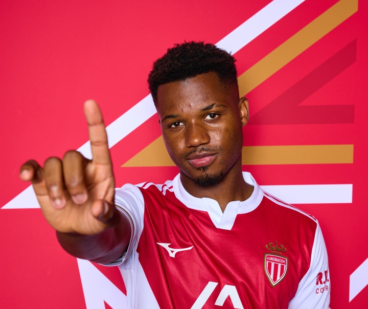 至今1場(chǎng)未上??22歲法蒂在摩納哥1個(gè)多月0出場(chǎng) 落選法甲首輪名單