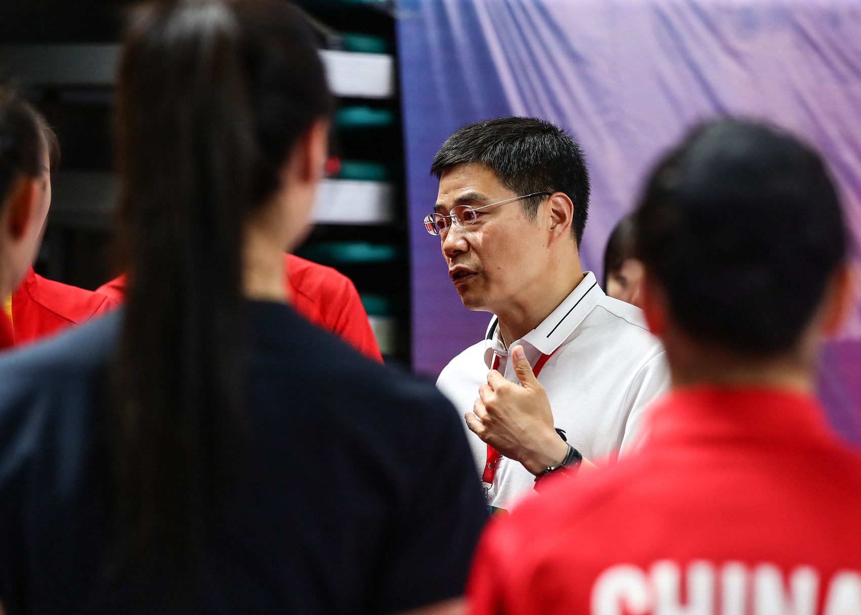 媒體人：籃協(xié)敢在女籃新敗時(shí)讓楊瀚森休戰 也敢讓郭士強帶親兵