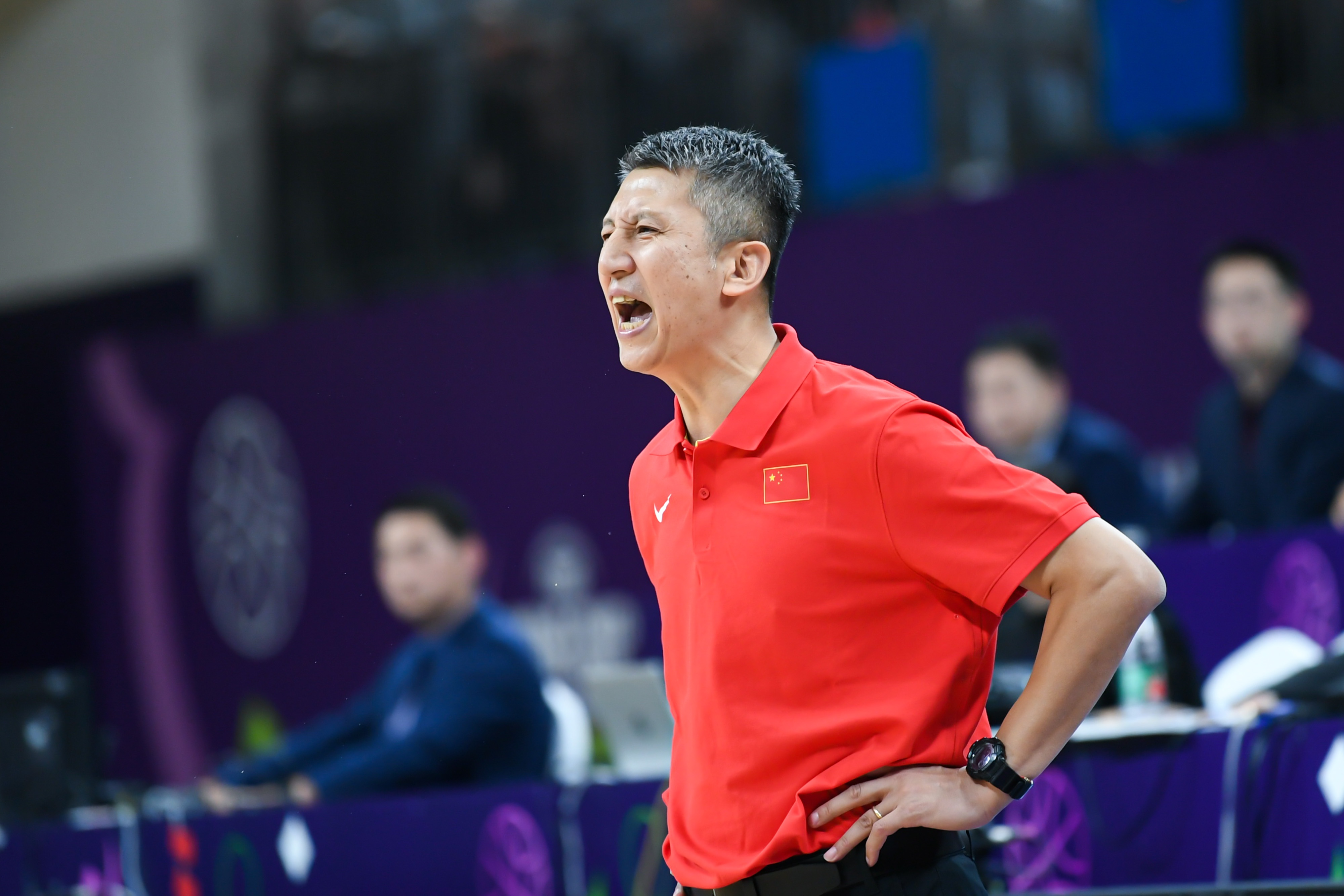 媒體人：中國男籃全隊都太熱血了 每個(gè)人都在燃燒自己&傾其所有