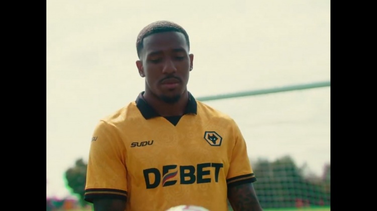 意甲最快球員！官方：狼隊簽下維羅納后衛查丘瓦，轉會(huì )費1250萬(wàn)歐