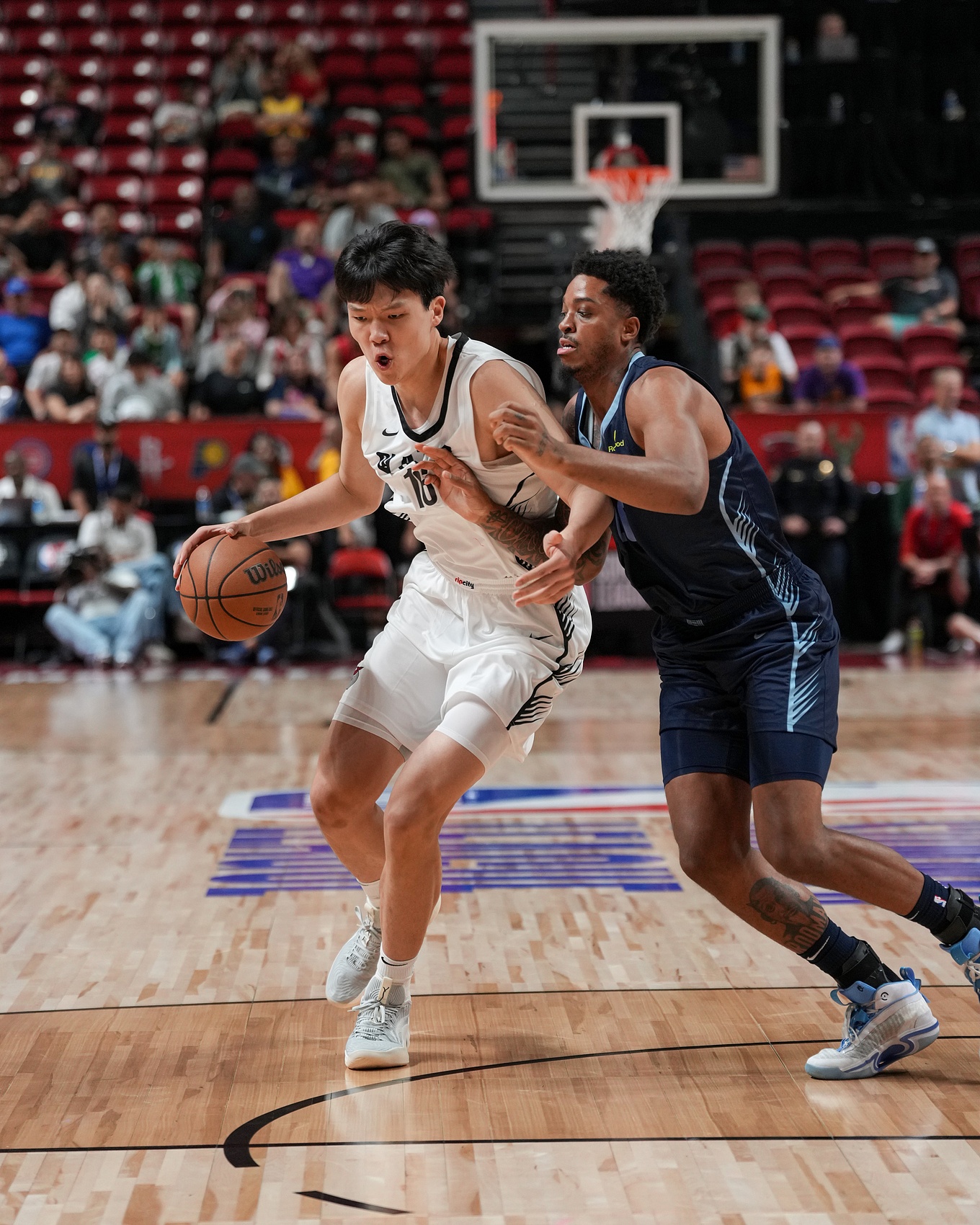 控鋒？美記：楊瀚森確實(shí)有點(diǎn)像申京&約基奇&小薩博尼斯