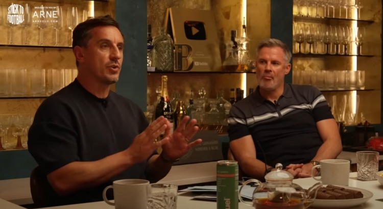 賴(lài)特稱(chēng)內維爾在曼聯(lián)薪水過(guò)低，后者回應：我只是簽字，不在乎這些