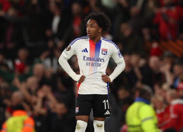 法媒：拜仁就租借馬利克-福法納與里昂接洽，里昂只考慮永久轉會(huì )