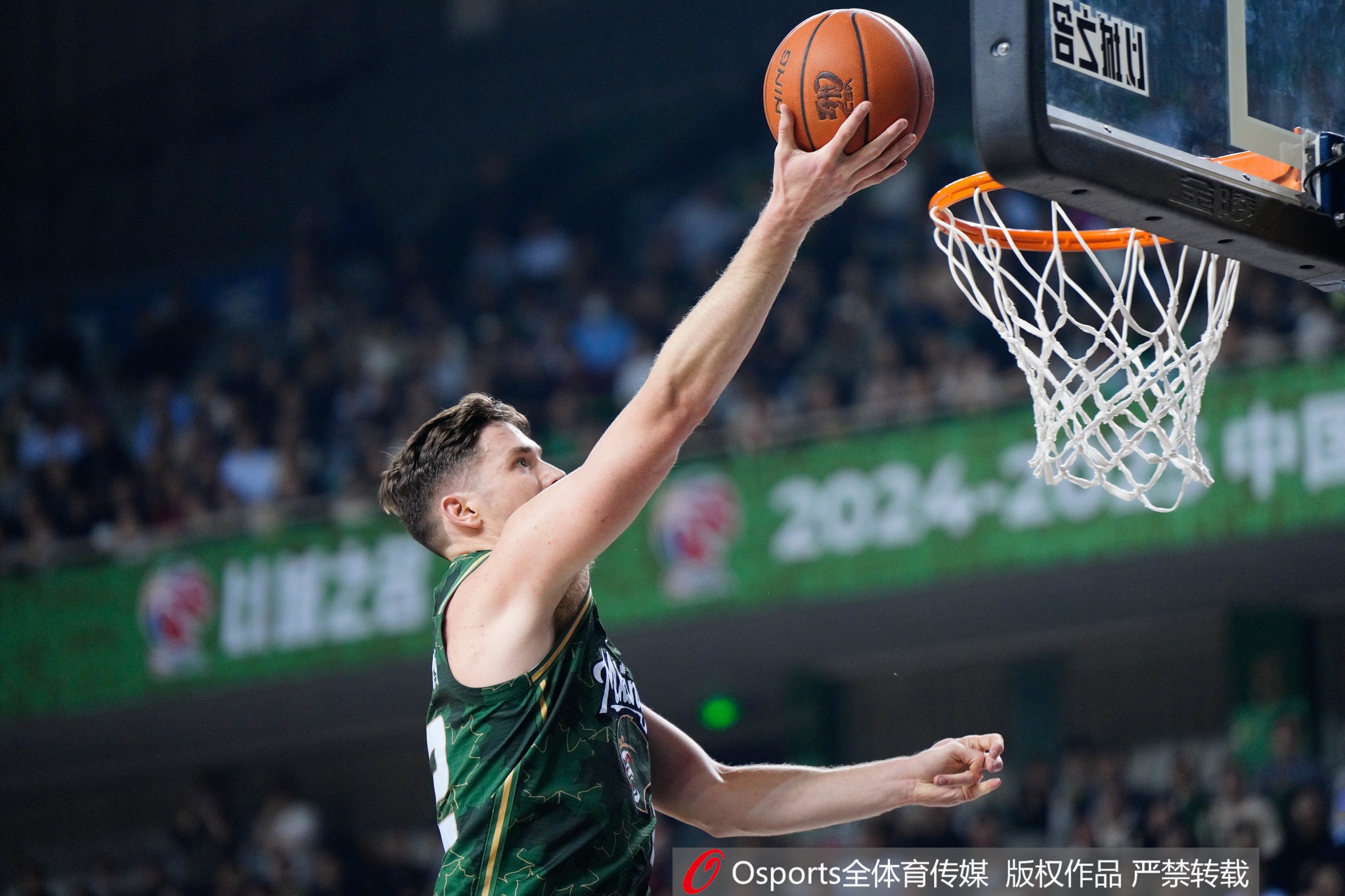 媒體人：CBA引進(jìn)外援受NBA和歐洲影響不小 利夫在歐洲3年300萬(wàn)刀