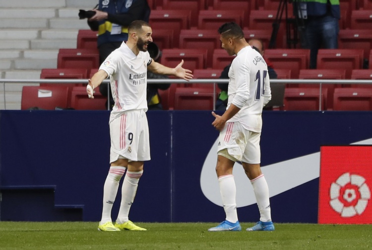 在沙特重聚？沙特媒體：本澤馬向吉達聯(lián)合管理層推薦簽卡塞米羅