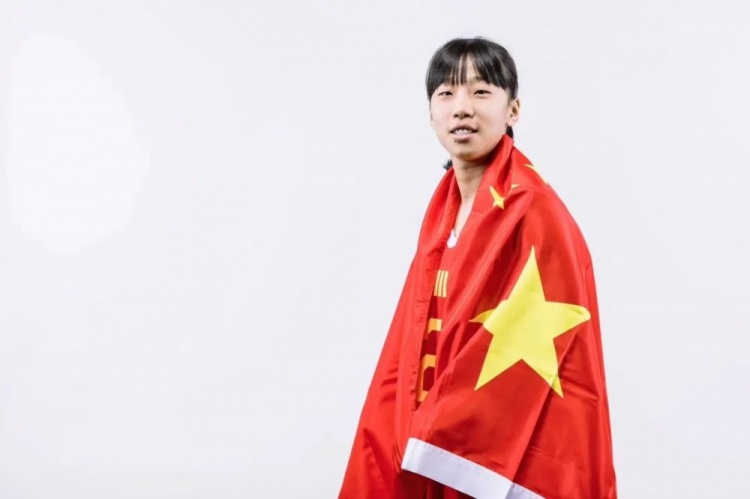 鄭馨茹：前段時(shí)間腳踝受傷 現在恢復得還可以 和隊友的磨合好很多