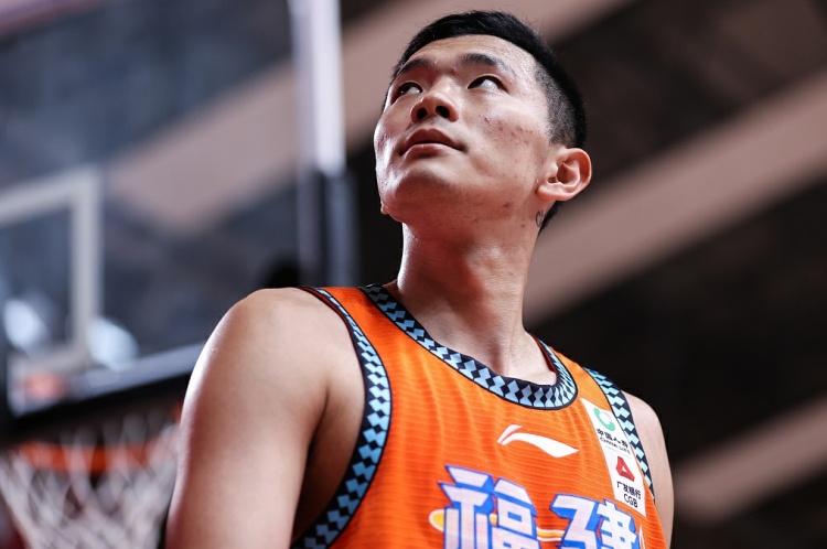 陳林堅過(guò)去兩個(gè)賽季只打了10場(chǎng)比賽 經(jīng)歷兩次賽季報銷(xiāo)