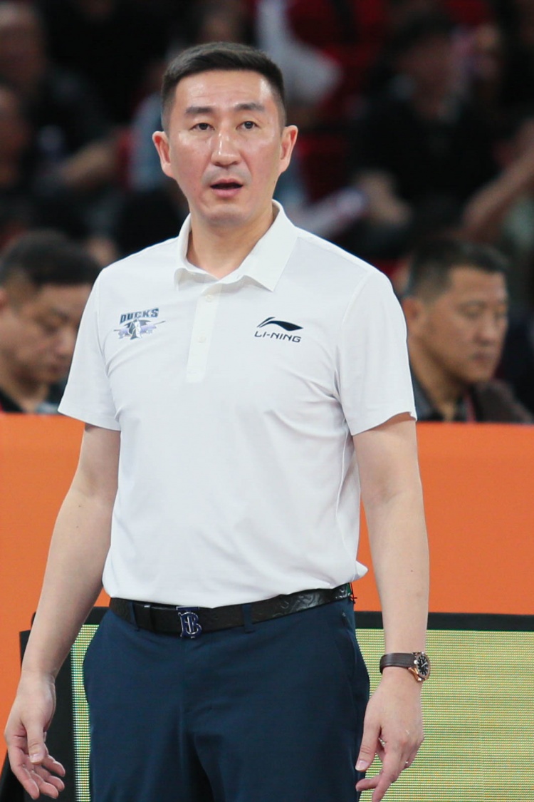 京媒：北京需要的是后衛球員 市場(chǎng)上能夠實(shí)現轉會(huì )的球員并不多