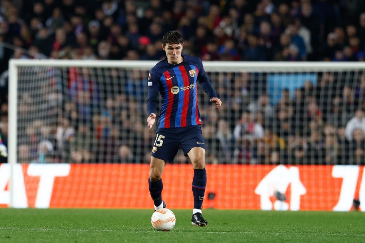 每體：巴薩中衛克里斯滕森可能離隊，米蘭有意簽下他加強后防線(xiàn)