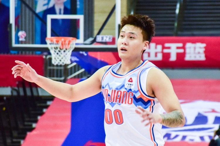 京媒：趙睿轉會(huì )出于對球員意愿的尊重 天價(jià)轉會(huì )的說(shuō)法純屬謠言