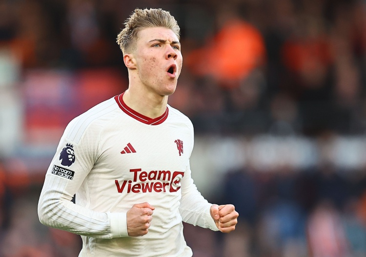 迪馬：那不勒斯租借+買(mǎi)斷霍伊倫達口頭協(xié)議，球員周五前往意大利