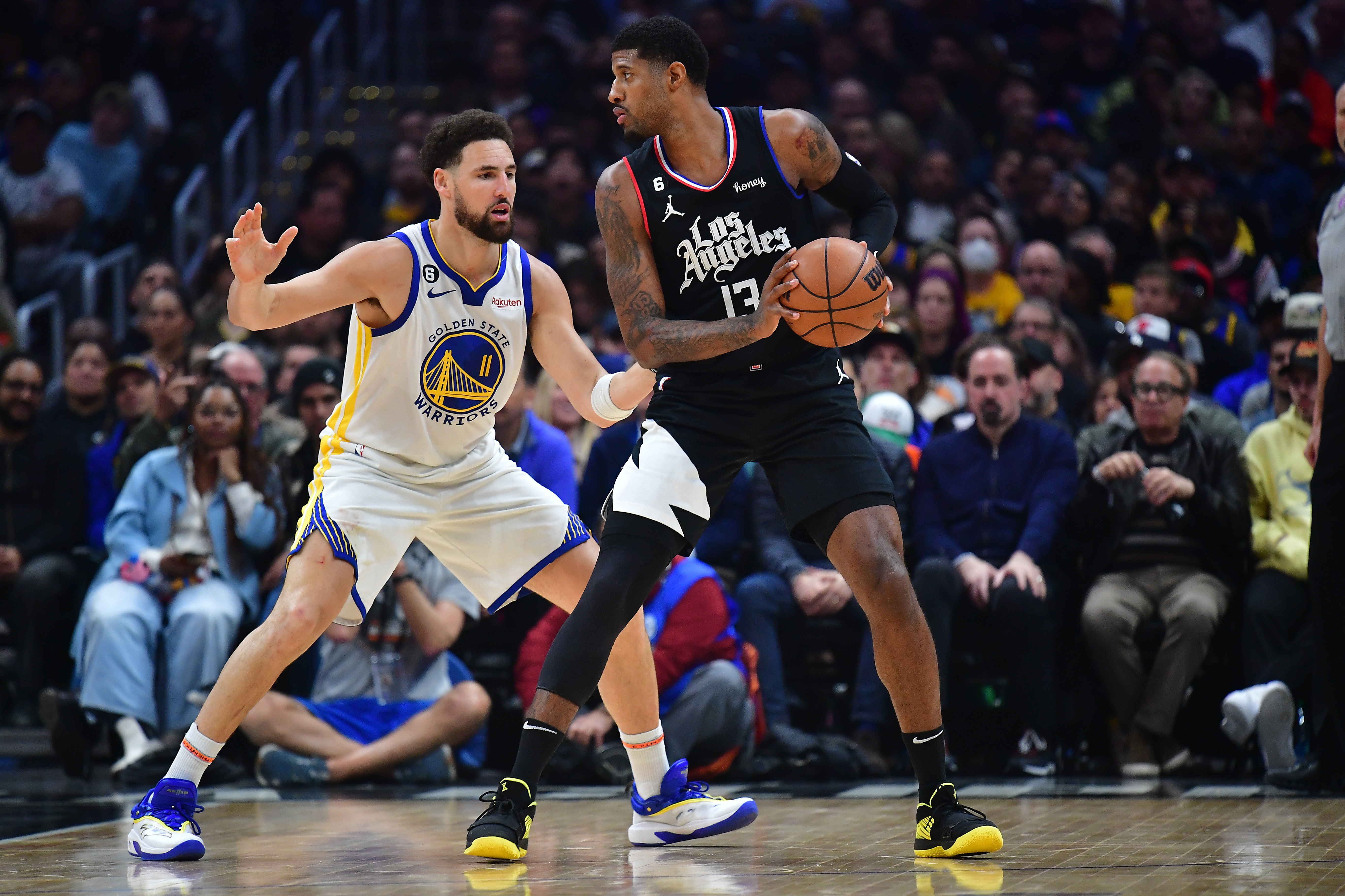 喬治換克萊勇士冠軍更多？媒體人：?jiǎn)讨蝹€(gè)人能力強但不如克萊合適