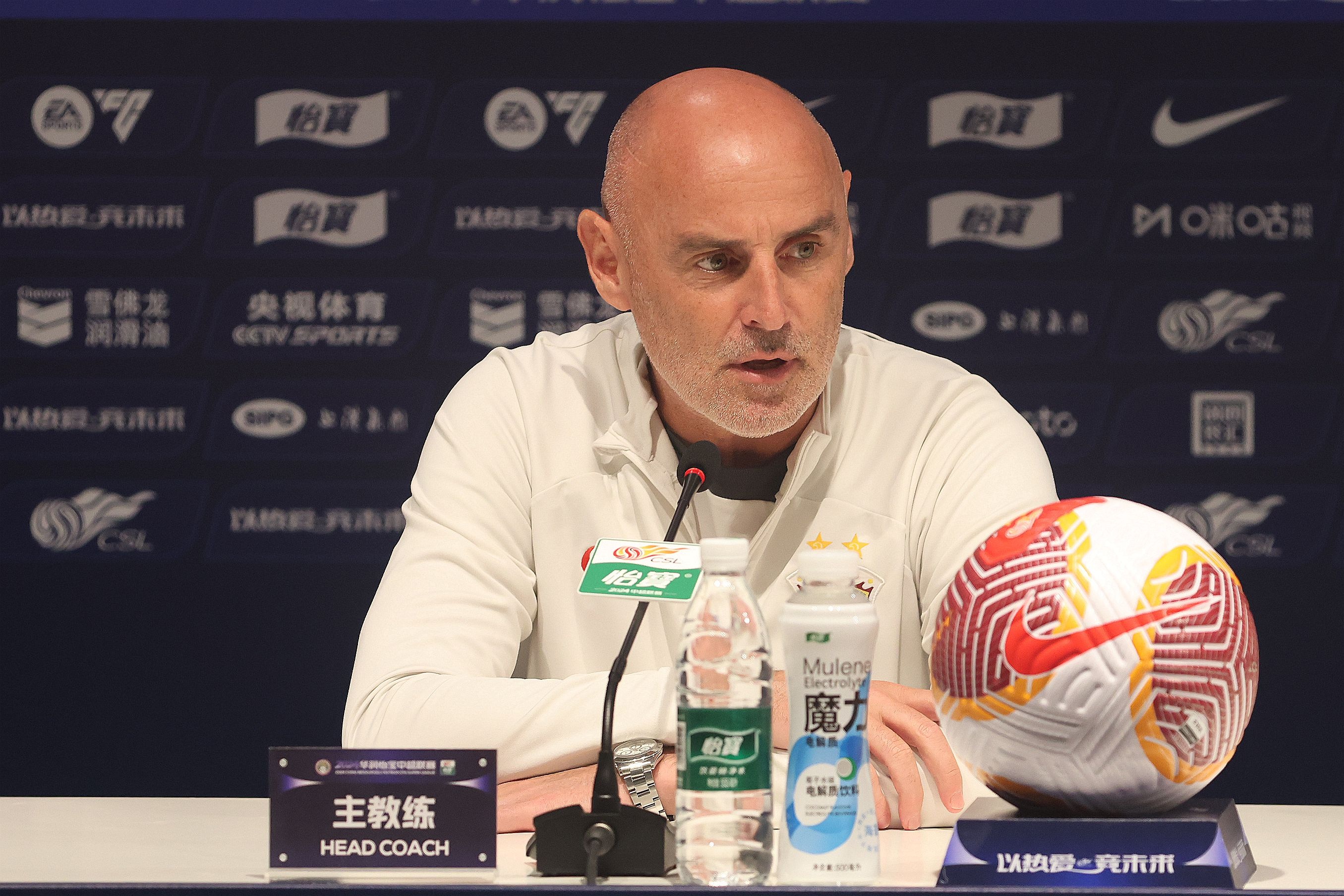 東體：海港還未在鳳凰山取勝過(guò)，茹薩停賽空缺待填補