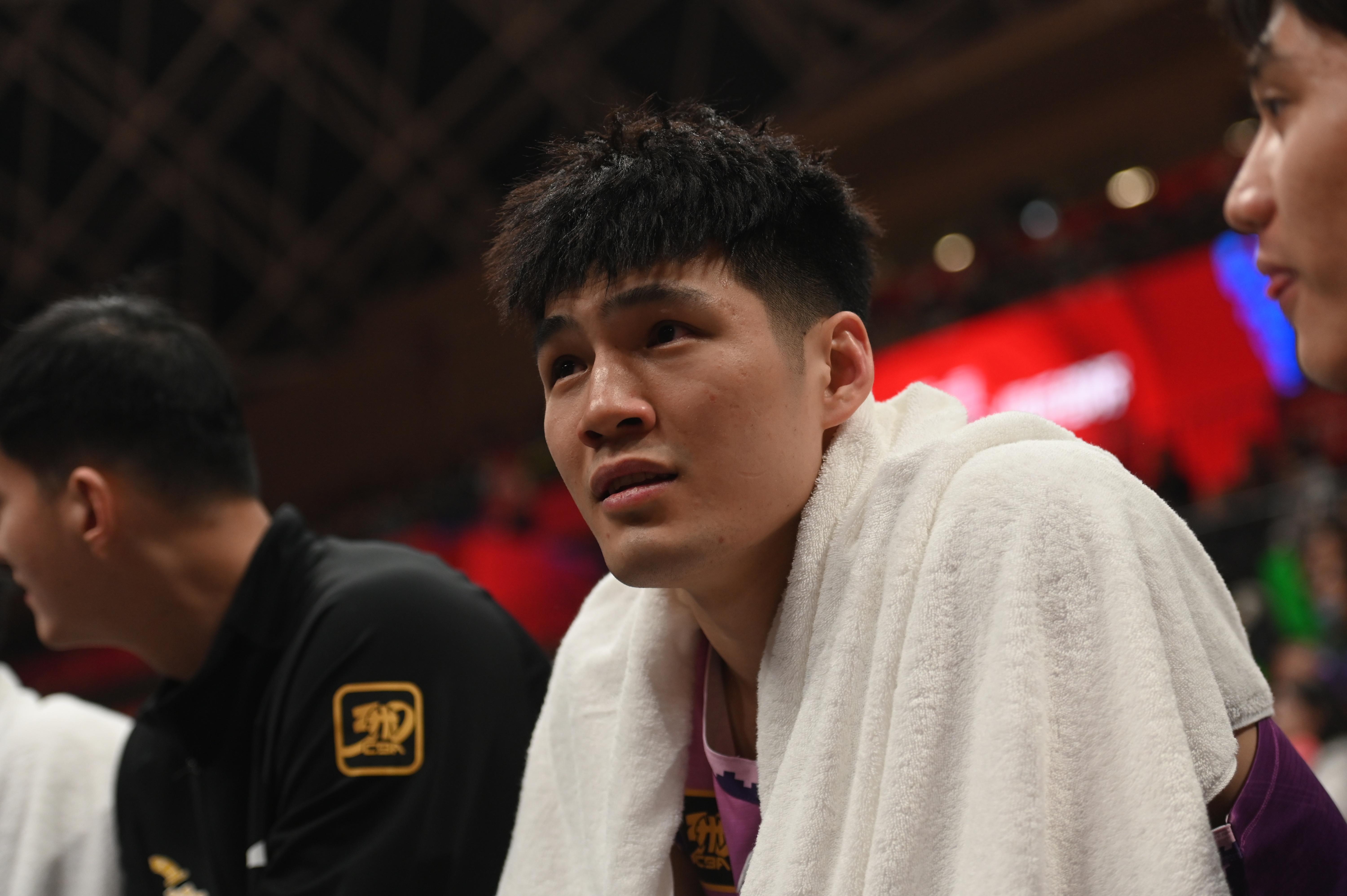 媒體人：陳國豪能在廣州得到球權&上場(chǎng)時(shí)間 商業(yè)價(jià)值也會(huì )極大提升