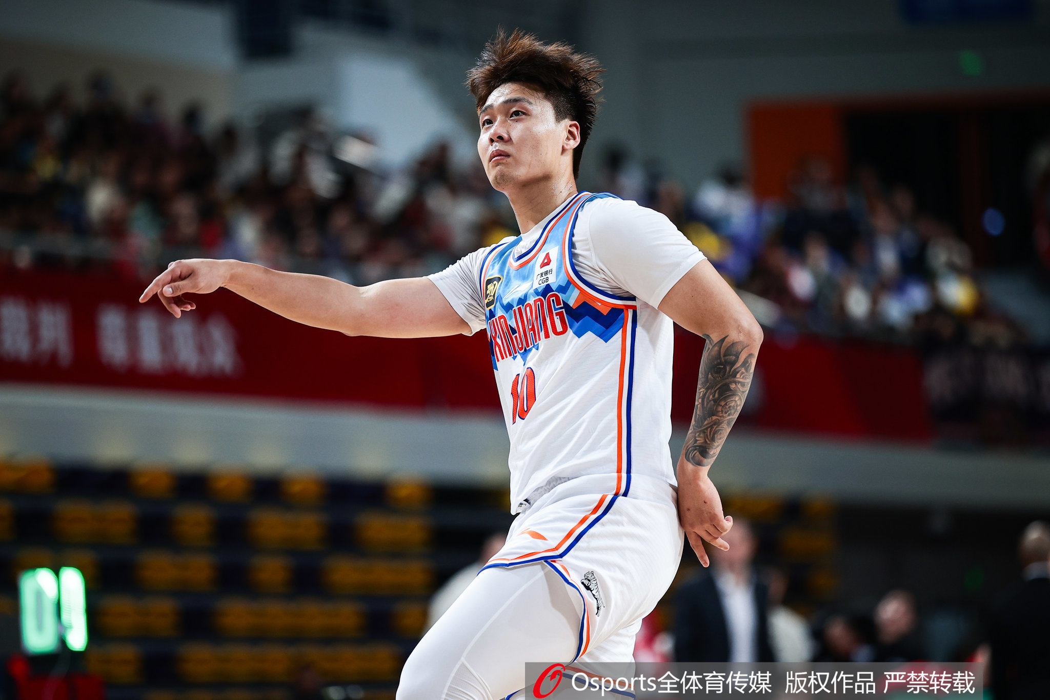 媒體人：若北京建隊模式能成功 未來(lái)會(huì )有更多球星選擇在國企聚首