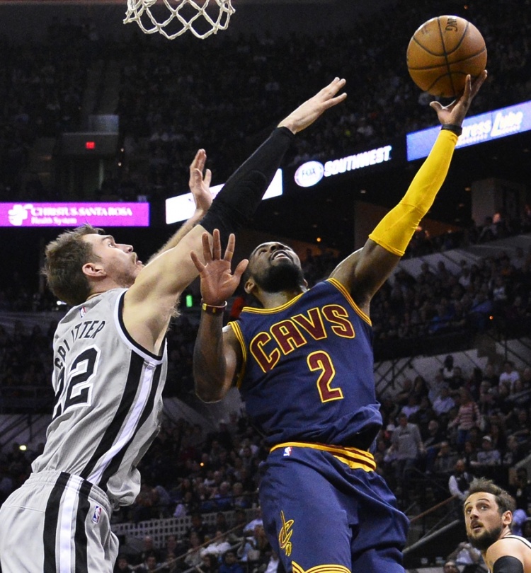 帕金斯：歐文從來(lái)都不是蝙蝠俠 他當蝙蝠俠時(shí)騎士年年狀元簽