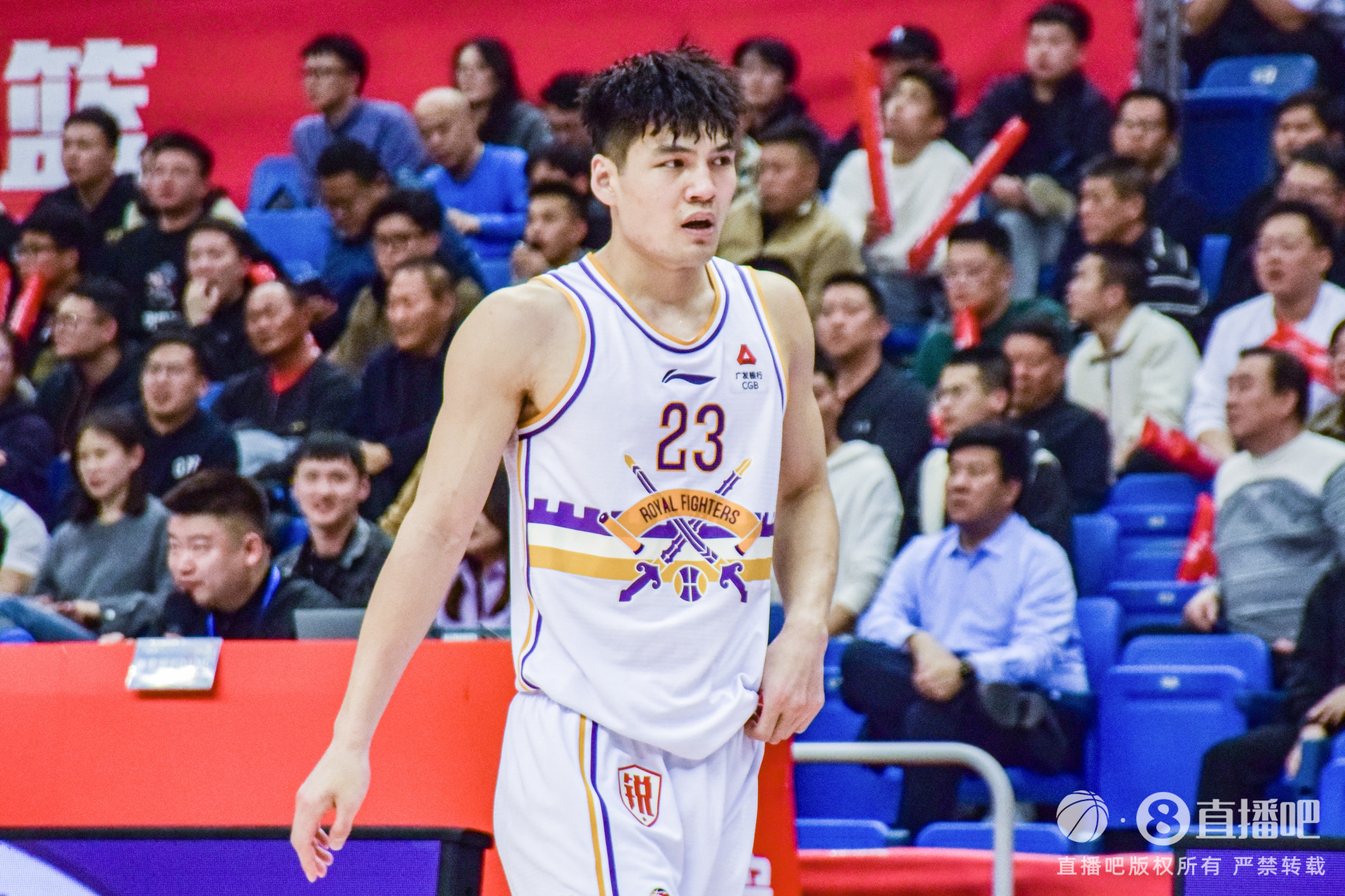 陳國豪：高中時(shí)最喜歡看詹姆斯打球 16年逆轉奪冠給了我很大震撼