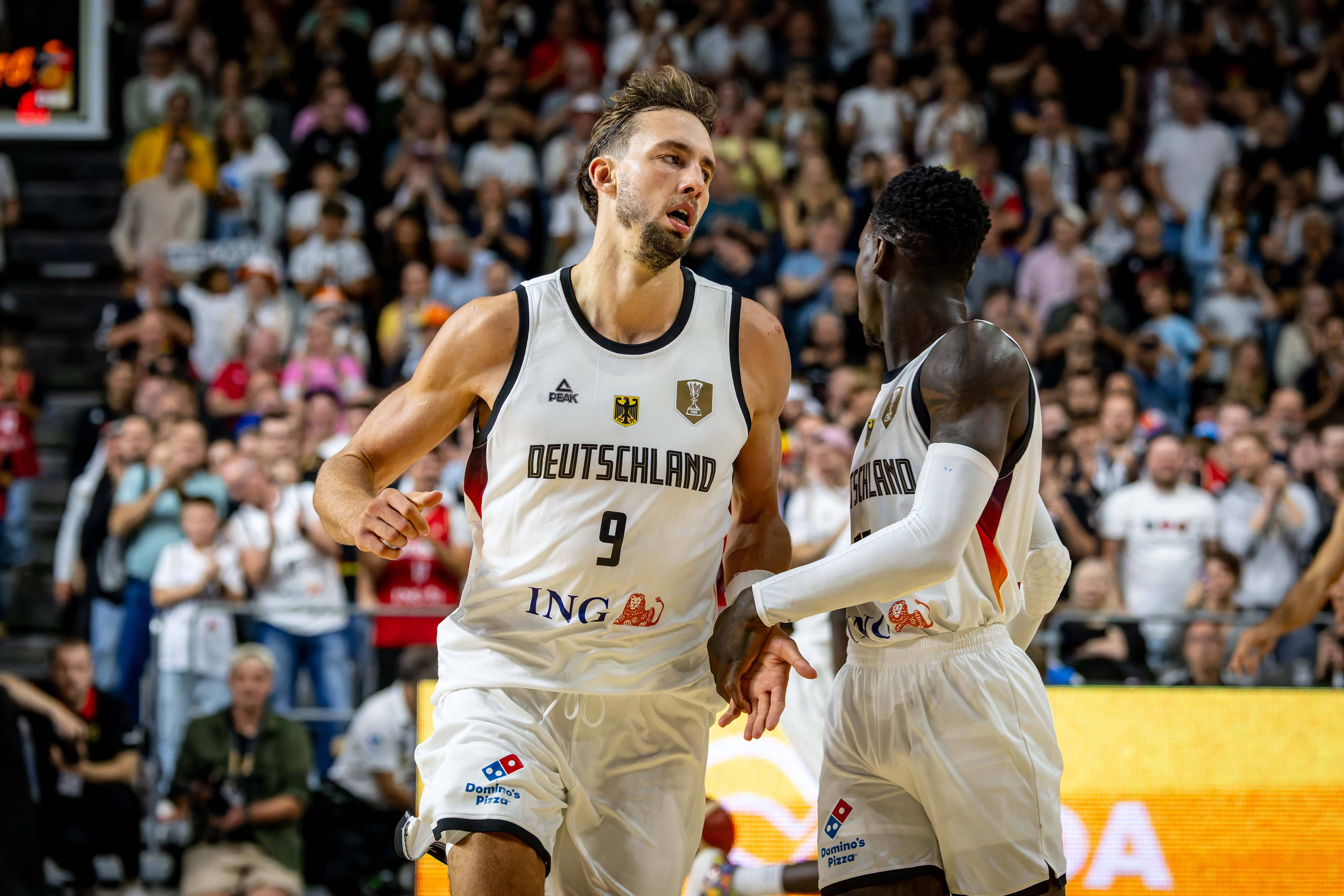 火力全開(kāi)！德國本場(chǎng)投籃命中率52% 小組賽三戰得分均超105分