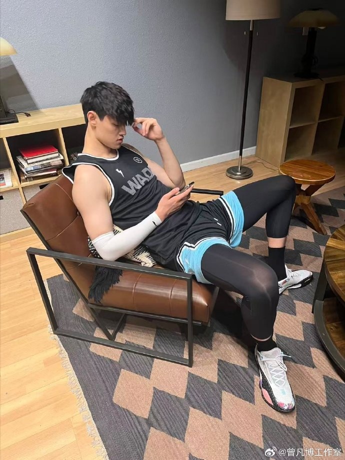 曾凡博工作室：小曾已完成近3周的訓練以及治療 后天將與籃網(wǎng)會(huì )合
