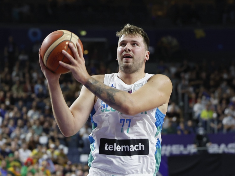 東契奇：我有時(shí)會(huì )控制不住脾氣 但一直努力想幫助球隊贏(yíng)球