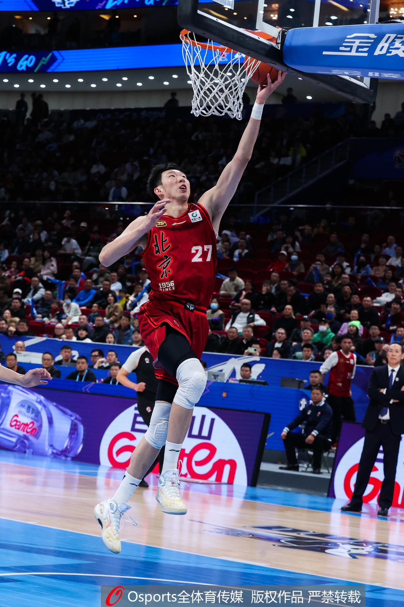 新賽季CBA有25名頂薪球員 周琦郭艾倫趙繼偉領(lǐng)銜 較上季減少5人