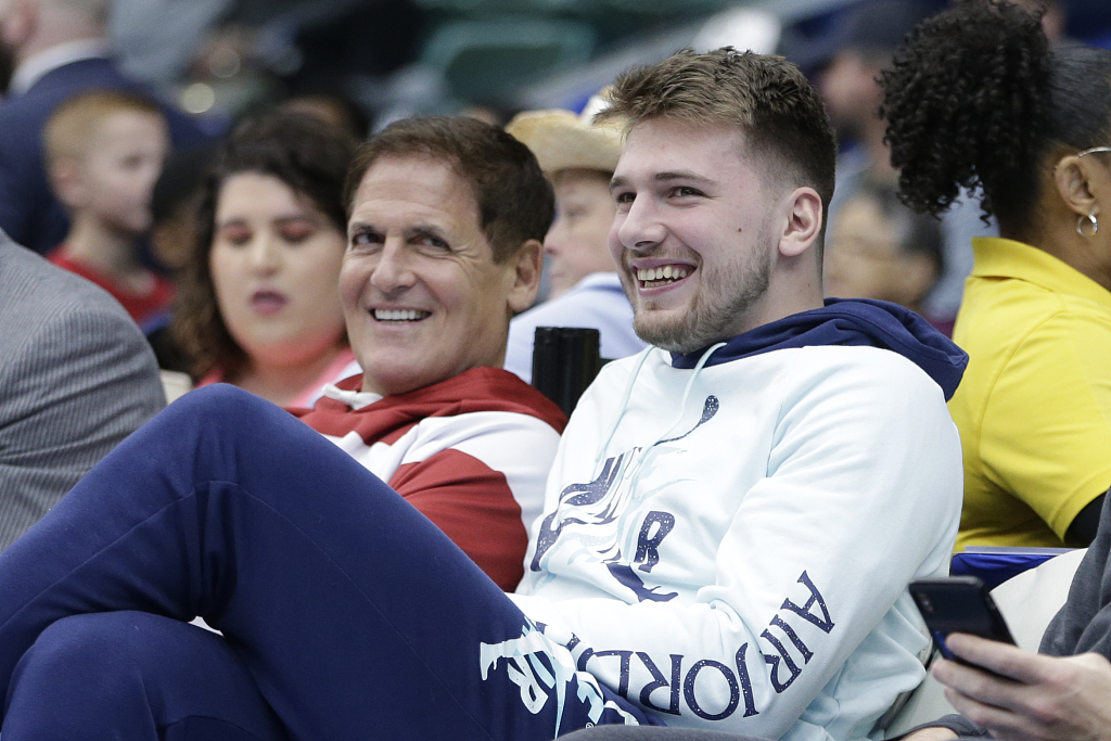 庫班談東契奇被交易：感覺(jué)我讓大家失望了 因為當時(shí)我并不在那兒