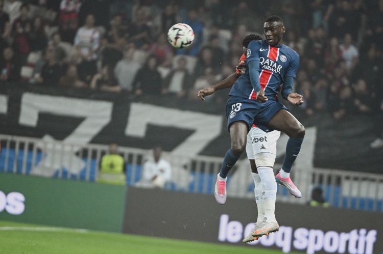 記者：穆阿尼已經(jīng)抵達倫敦，將接受體檢并租借加盟熱刺