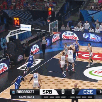 和這樣的人打球太爽了！約基奇神仙四分衛長(cháng)傳送隊友上空籃