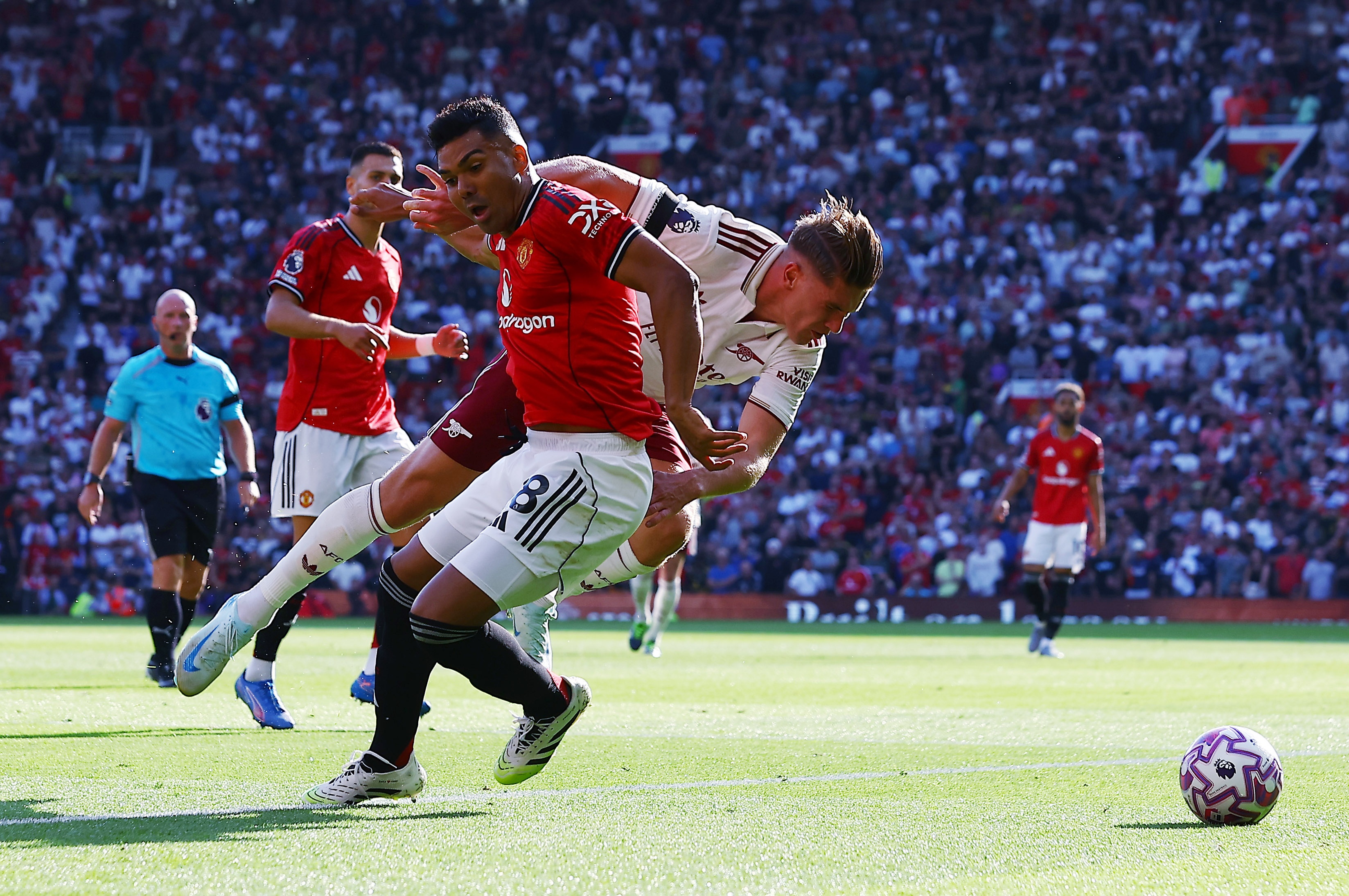 卡塞米羅：在曼聯(lián)很開(kāi)心，我要踢一個(gè)出色的賽季&為世界杯做準備