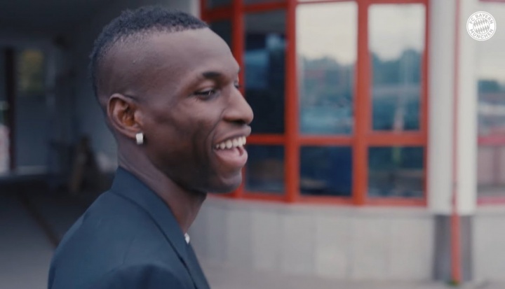 杰克遜：德語(yǔ)我會(huì )學(xué)得很快 歐冠？對切爾西巴黎等隊希望有好成績(jì)